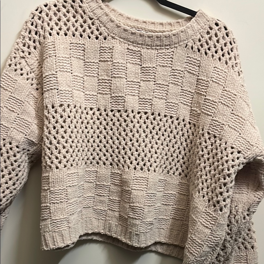 Forever 21 Cream Crew Neck Sweater